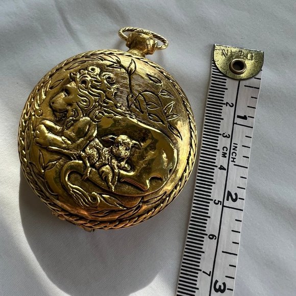 Vintage Max Factor Gold Tone Lion Beauty Mirror Compact - Picture 10 of 12